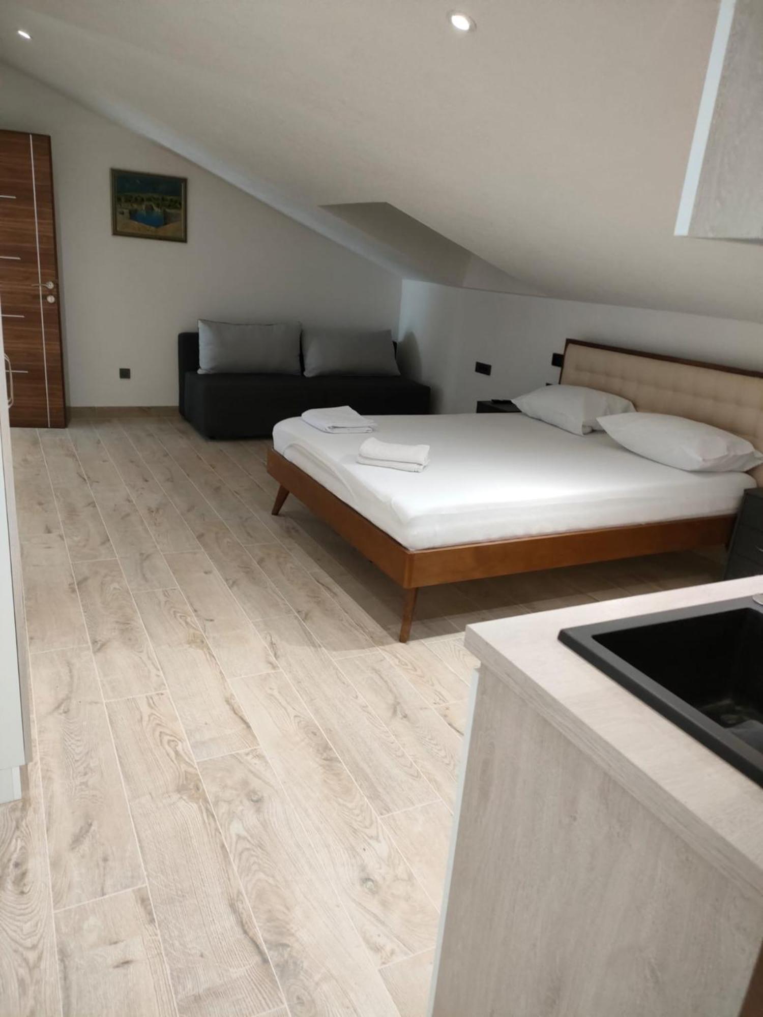 Apartmani Centar Selce Esterno foto