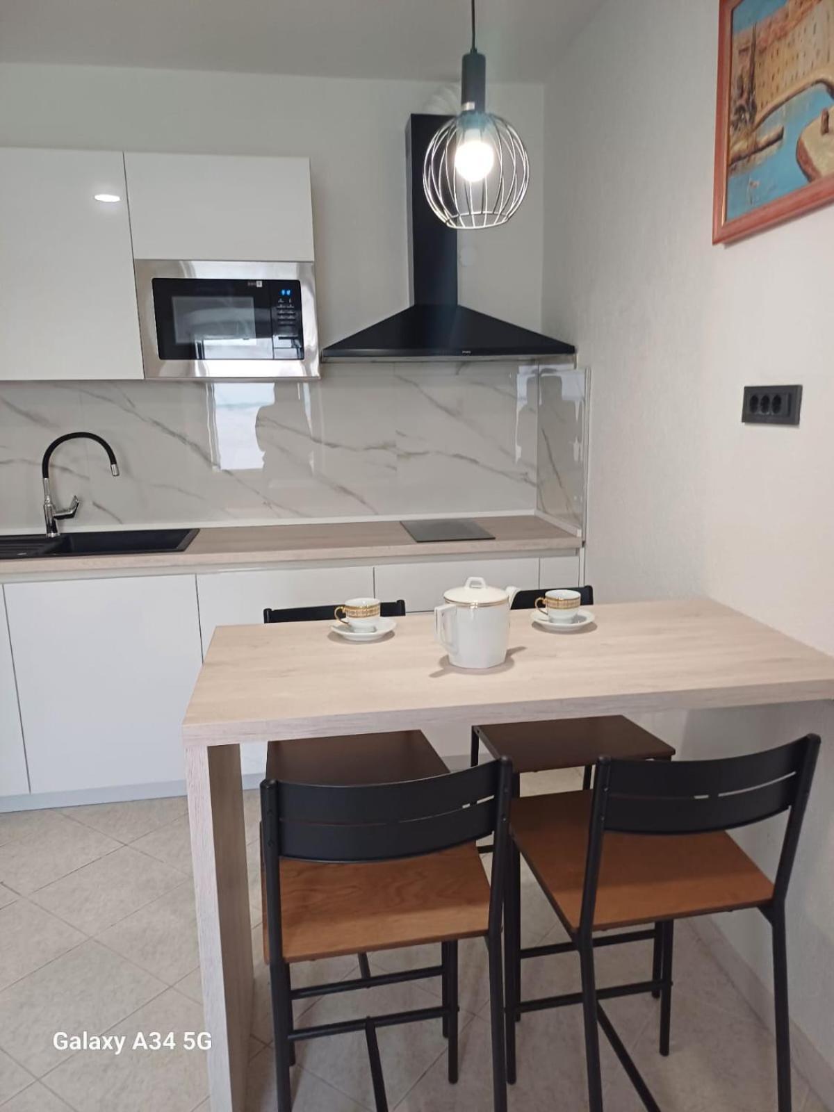 Apartmani Centar Selce Esterno foto