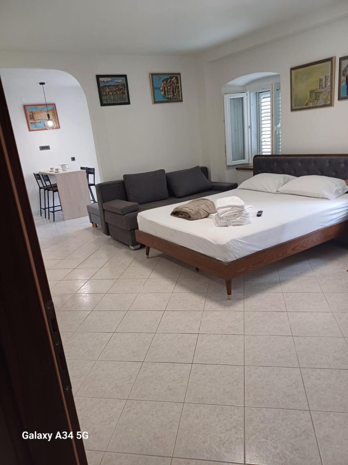 Apartmani Centar Selce Esterno foto